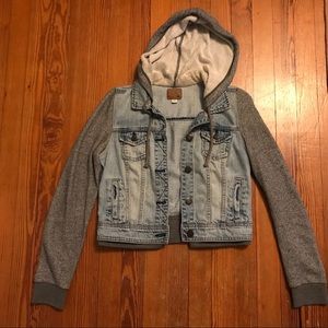 American Eagle Denim/Sweatshirt Jacket S